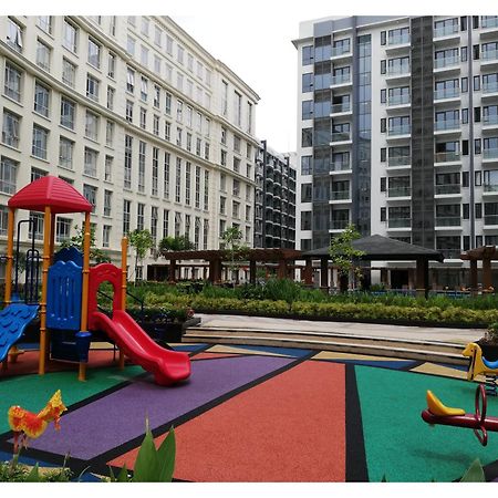 Cozyvilla At 81 Newport Blvd Walk To Naia T3 Marriott & Resorts World Casino & Newport Mall For 5 Pax Free Parking!!!! Pasay Dış mekan fotoğraf