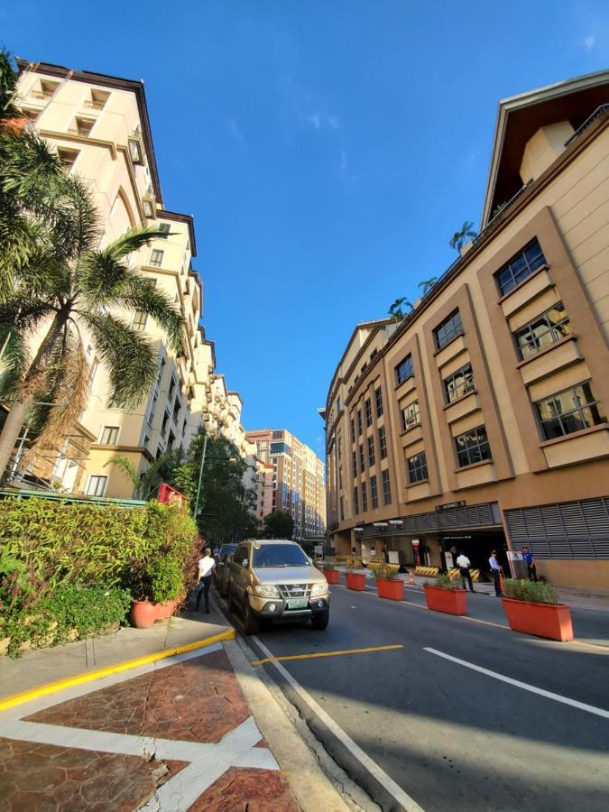 Cozyvilla At 81 Newport Blvd Walk To Naia T3 Marriott & Resorts World Casino & Newport Mall For 5 Pax Free Parking!!!! Pasay Dış mekan fotoğraf